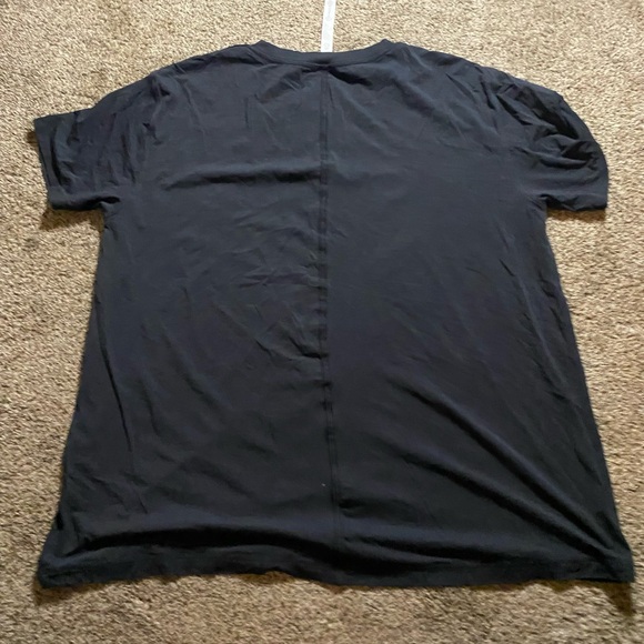 Lululemon graphics tee size 12 - Picture 4 of 5